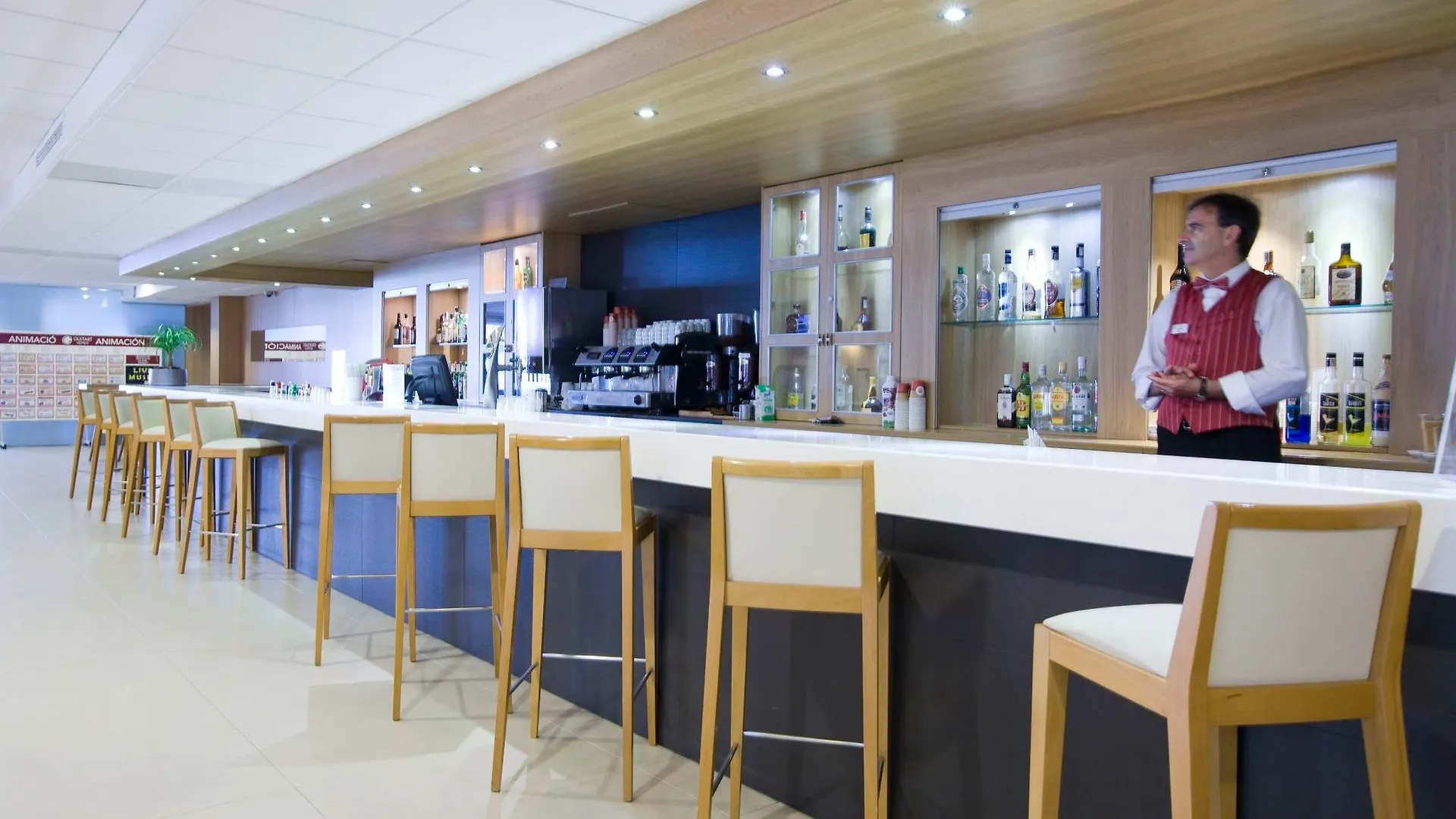 Hotel Guitart Central Park Aqua Resort Lloret de Mar 4*,