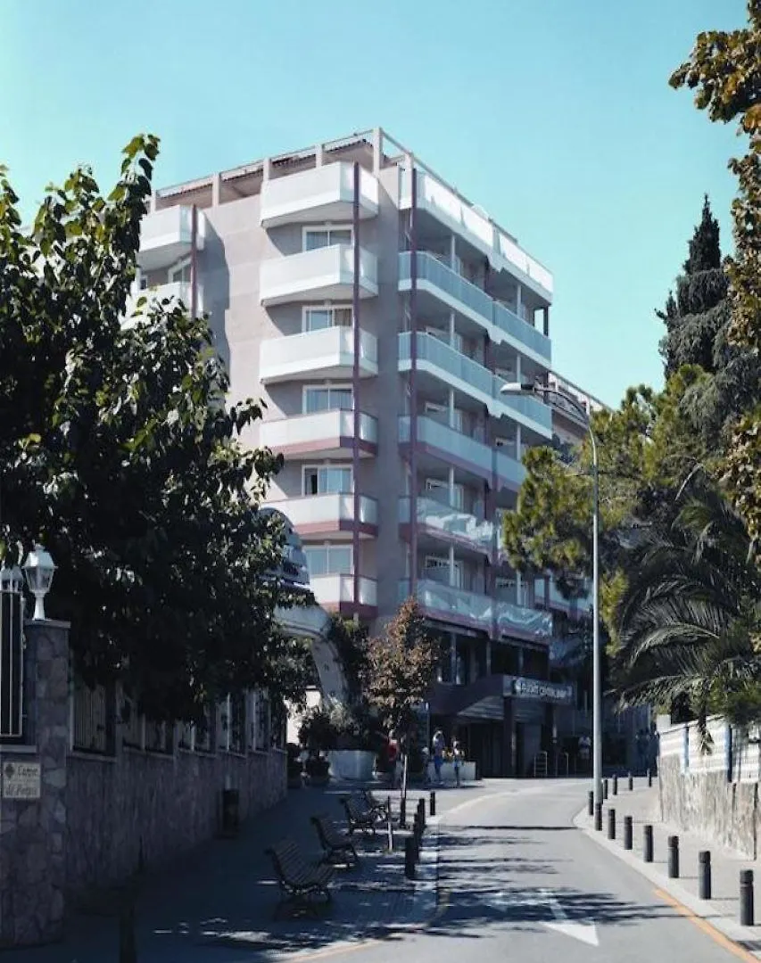 Hotel Guitart Central Park Aqua Resort Lloret de Mar 4*,